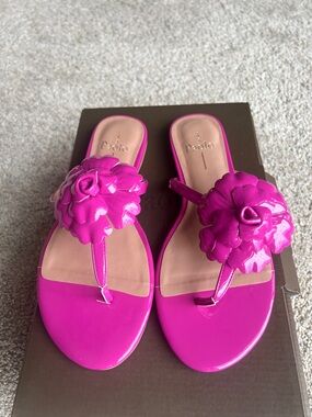 Linea Paolo Laurel Fuchsia Patent Flower Sandal NIB